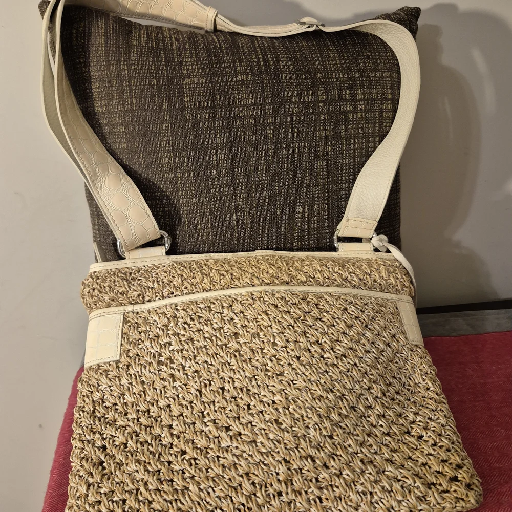 Brighton Cream and Tan Floral Interior Bag - Picture 3 of 4
